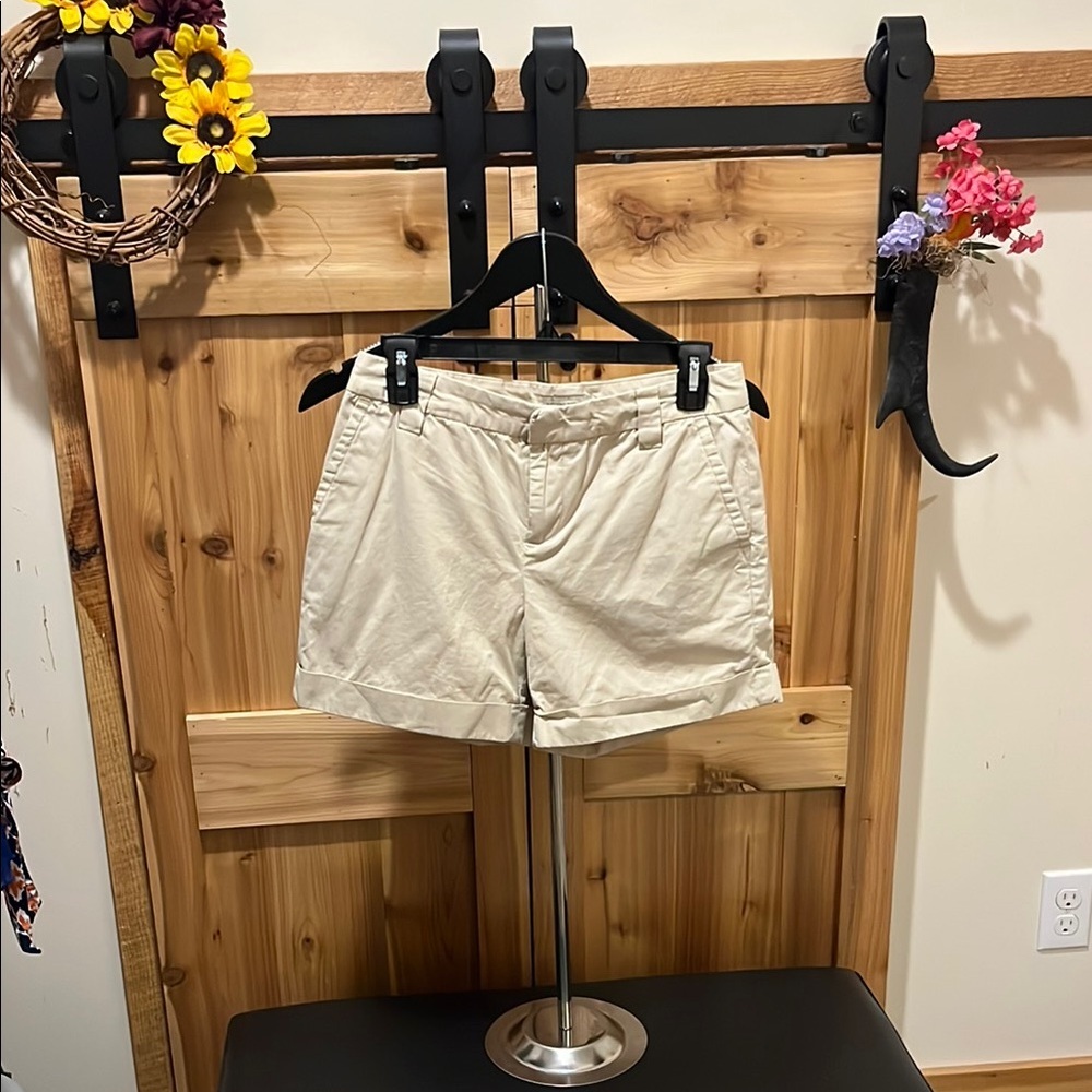 Banana Republic Women's Khaki Shorts